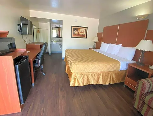 Travelodge by Wyndham Albuquerque West hotel detail image 4