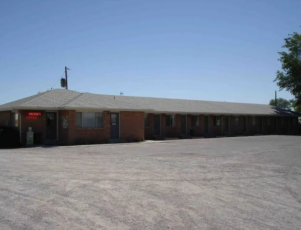 Tops Motel hotel detail image 2