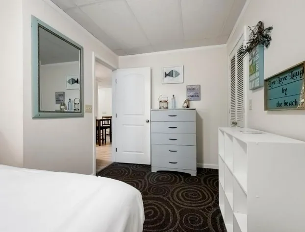 The Beachside hotel detail image 4