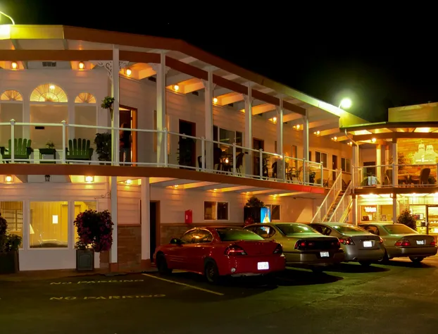 Breakers Boutique Inn hotel detail image 4