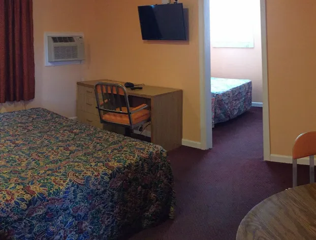 Travel Lite Motel hotel detail image 4