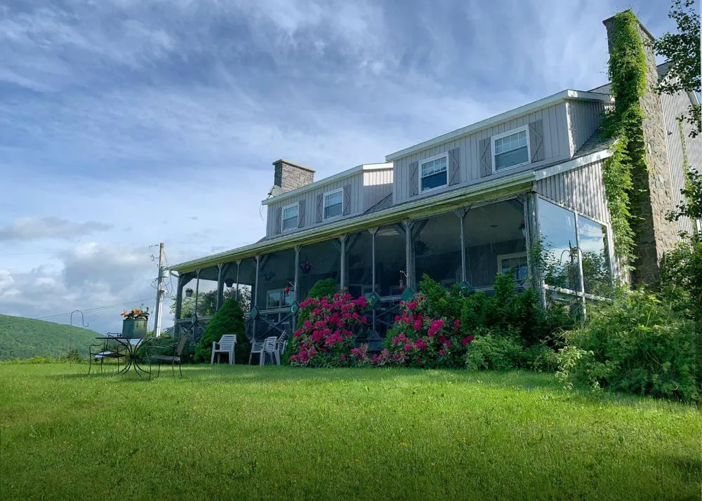 Chanterelle Country Inn & Cottages hotel hero