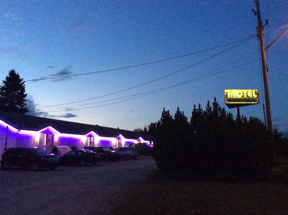 Auberge Motel Panorama hotel hero