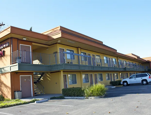 Springtown Inn hotel detail image 2