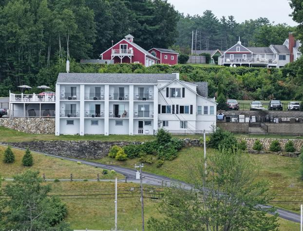 Belknap Point Inn hotel detail image 1