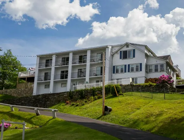 Belknap Point Inn hotel detail image 1