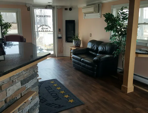 Rip Van Winkle Motel hotel detail image 3