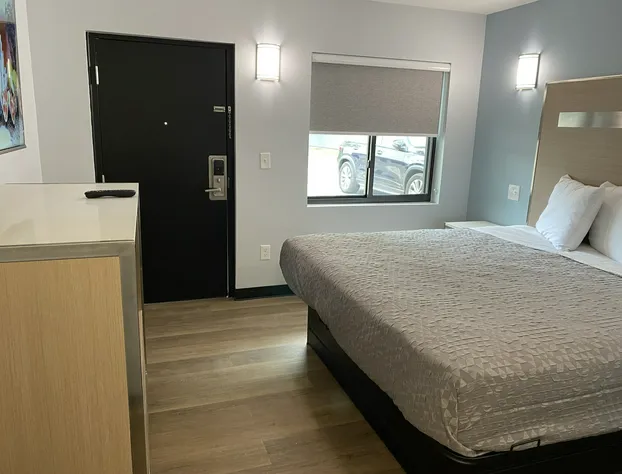 Holly Hill Motel hotel detail image 1