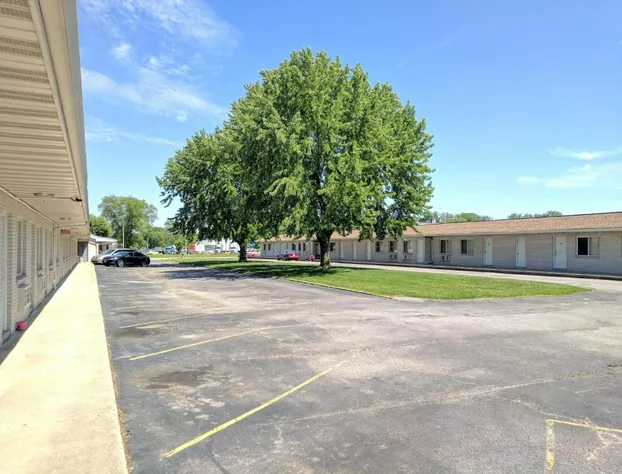 All Seasons Motel hotel detail image 1