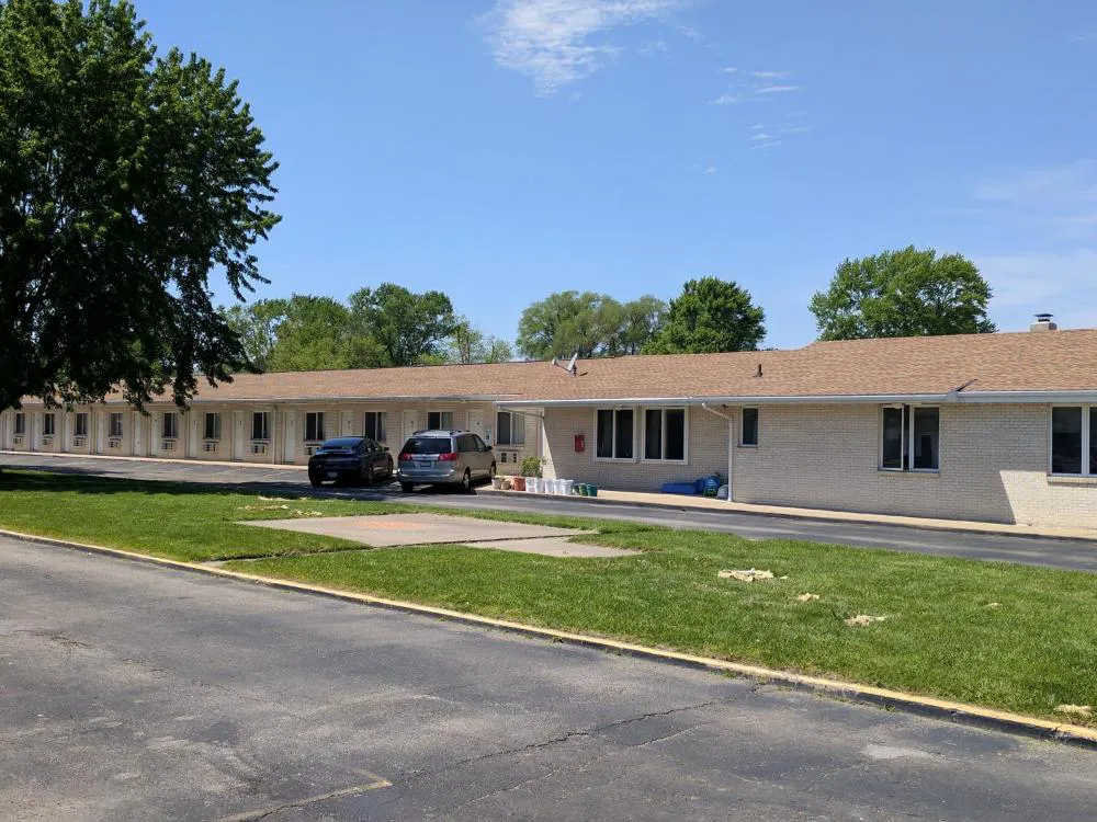 All Seasons Motel hotel hero