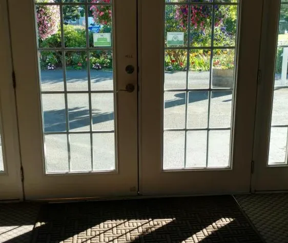 The Breakers hotel detail image 1