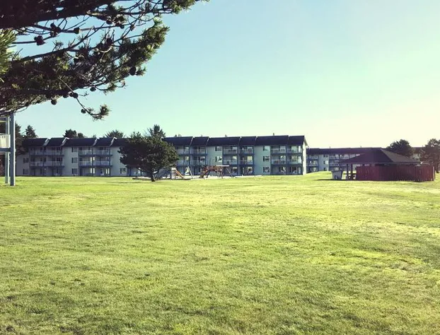 The Breakers hotel detail image 2