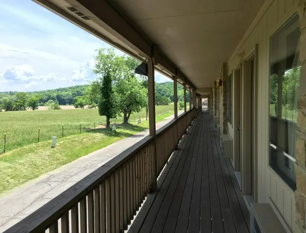 Salt Creek Inn hotel detail image 3