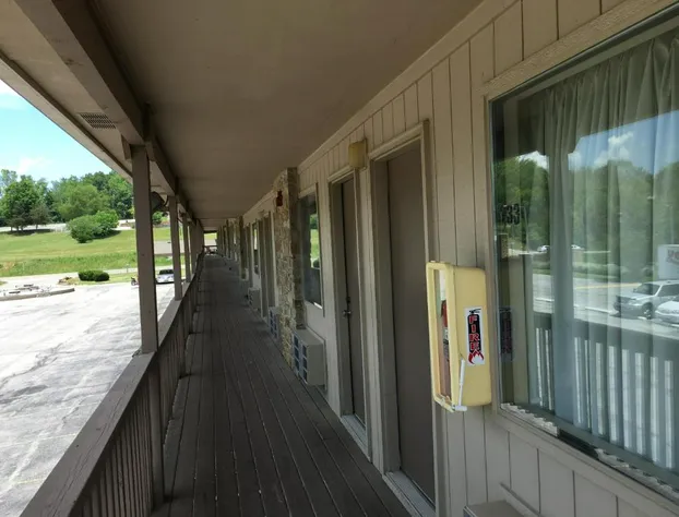 Salt Creek Inn hotel detail image 4