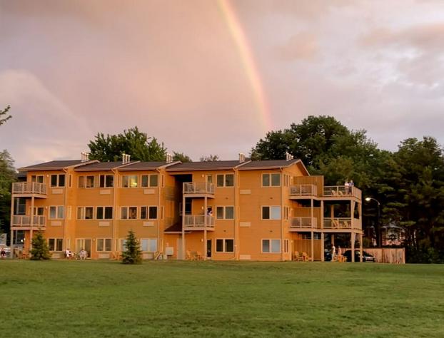 Lake Bluff Inn and Suites hotel detail image 2