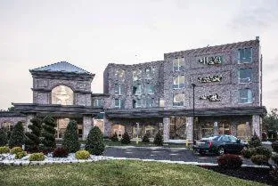 The Delavan Hotel & Spa hotel detail image 1