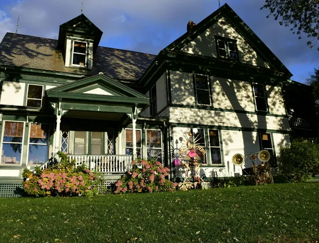 Mt. Philo Inn hotel detail image 1