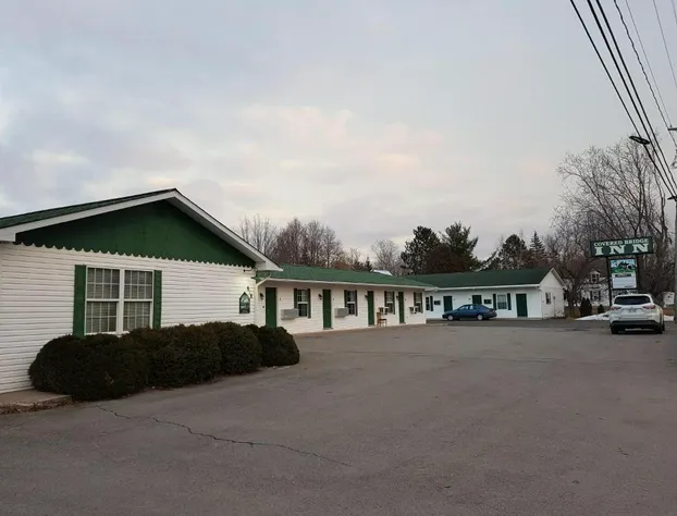 Covered Bridge Inn & Suites hotel detail image 1