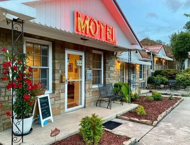 Carolina Country Inn hotel detail image 1