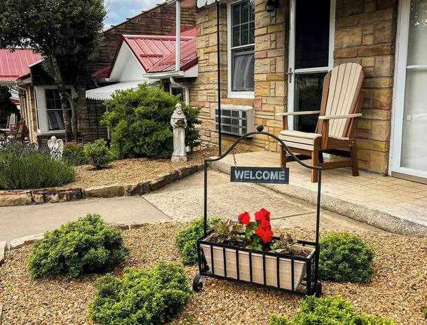 Carolina Country Inn hotel detail image 4