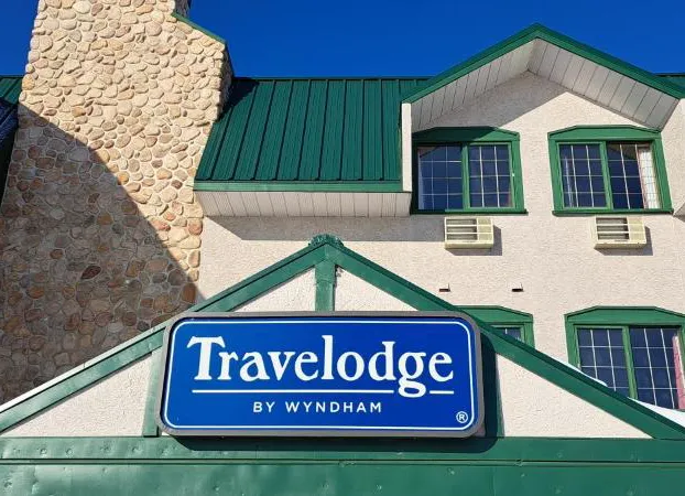 Travelodge by Wyndham Lacombe hotel detail image 3