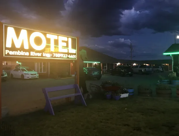 Pembina River Inn hotel detail image 3