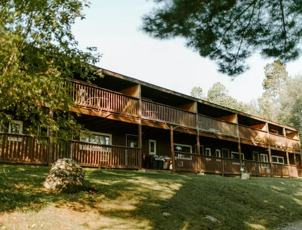 Silver Rapids Lodge hotel detail image 1