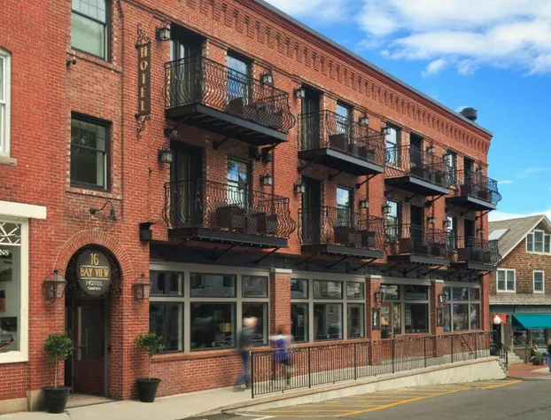 16 Bay View hotel detail image 1