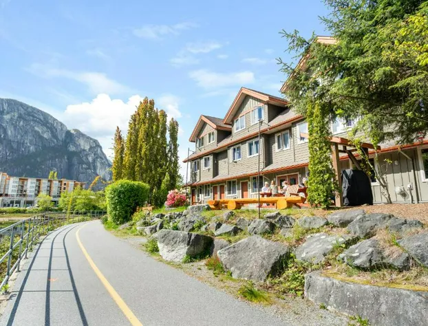 Squamish Adventure Inn hotel detail image 2