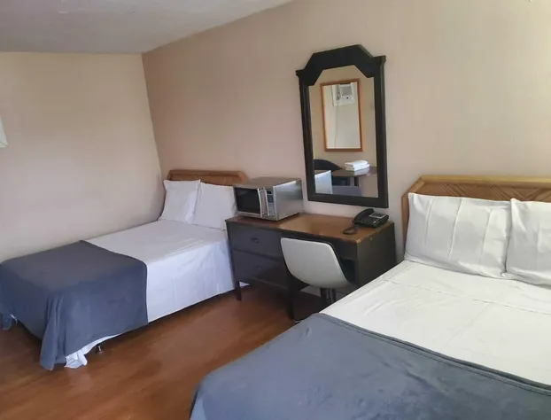 Chatham Motel hotel detail image 1