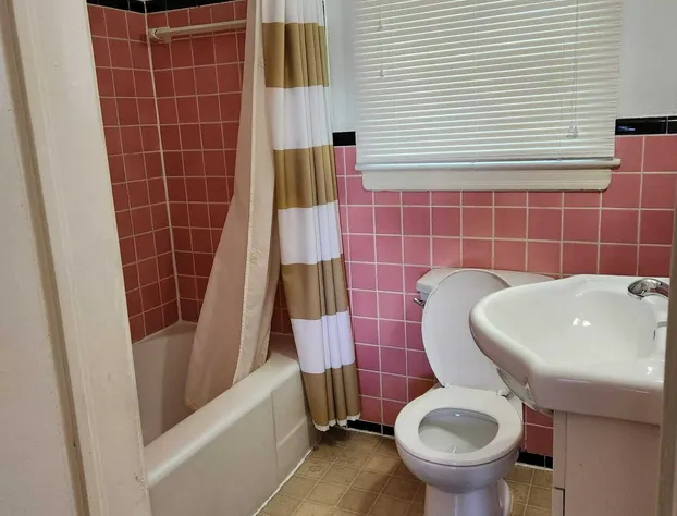 Chatham Motel hotel detail image 4