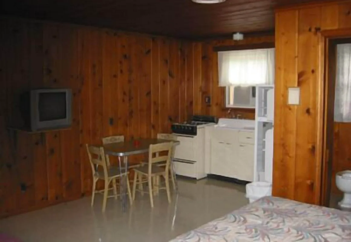 Summer Haven Resort hotel hero