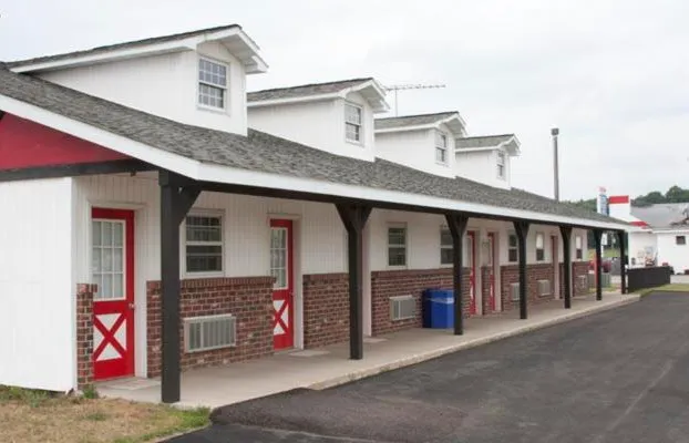 Quik Stop and Motel hotel detail image 1