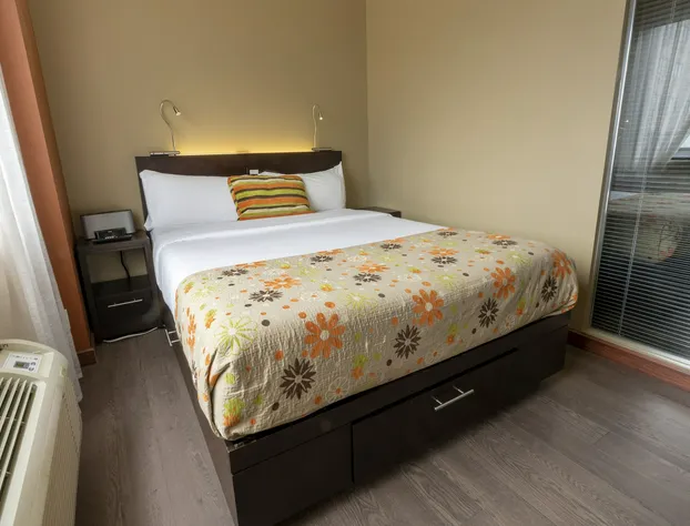 Jaro Hotel Must Quebec hotel detail image 4