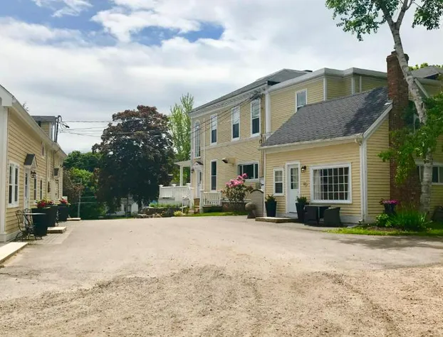 Tattingstone Inn hotel detail image 3