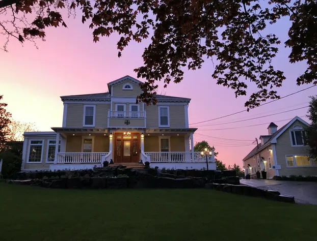 Tattingstone Inn hotel detail image 1