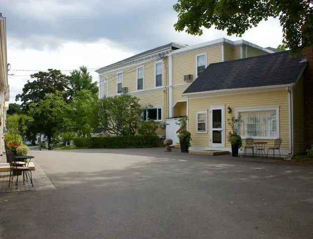 Tattingstone Inn hotel detail image 4