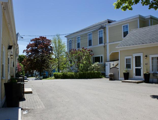 Tattingstone Inn hotel detail image 4