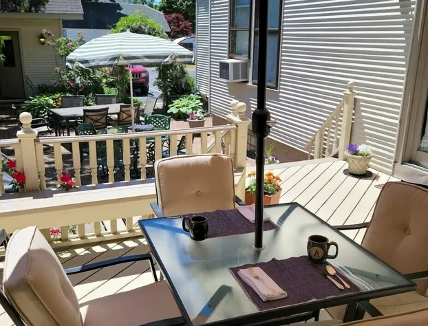 The Lamplighter Bed & Breakfast of Ludington hotel detail image 2