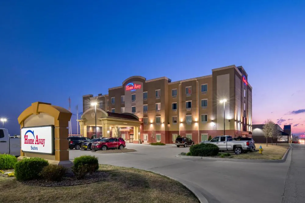 Home Away Suites hotel hero
