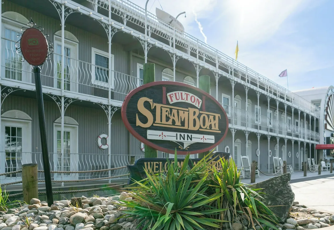 Fulton Steamboat Inn hotel hero