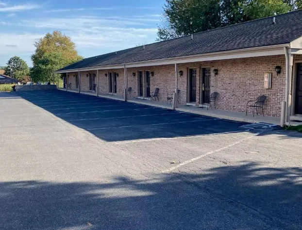 Country Squire Inn and Suites hotel detail image 2