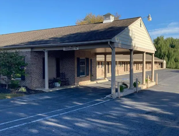 Country Squire Inn and Suites hotel detail image 4