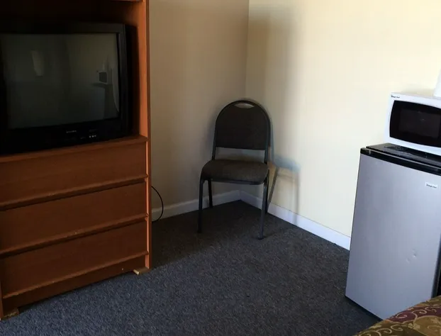 Colonial Motel hotel detail image 3