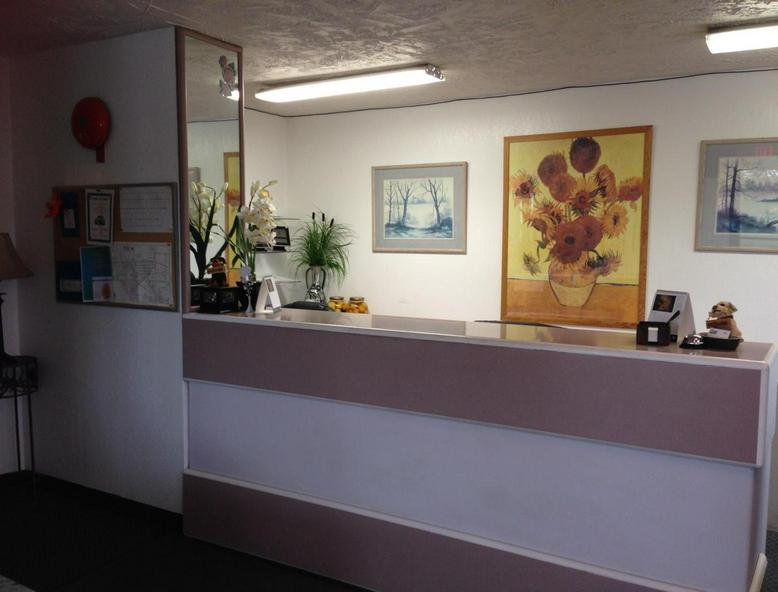 Plains Motor Inn hotel detail image 4