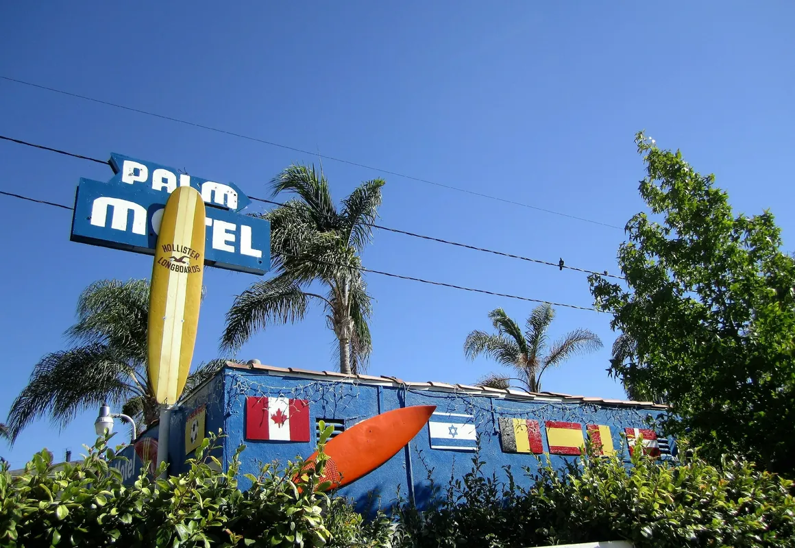 Palm Motel hotel hero