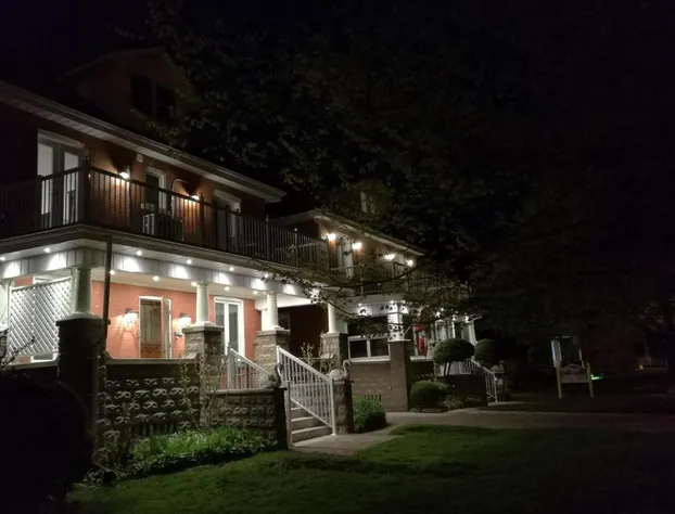 Ambassador B&B Guest Home hotel detail image 1