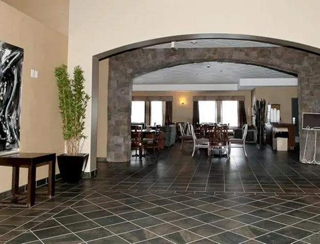 Paradise Inn & Suites Valleyview hotel detail image 1