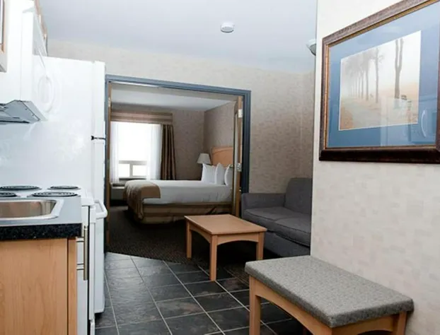 Paradise Inn & Suites Valleyview hotel detail image 3