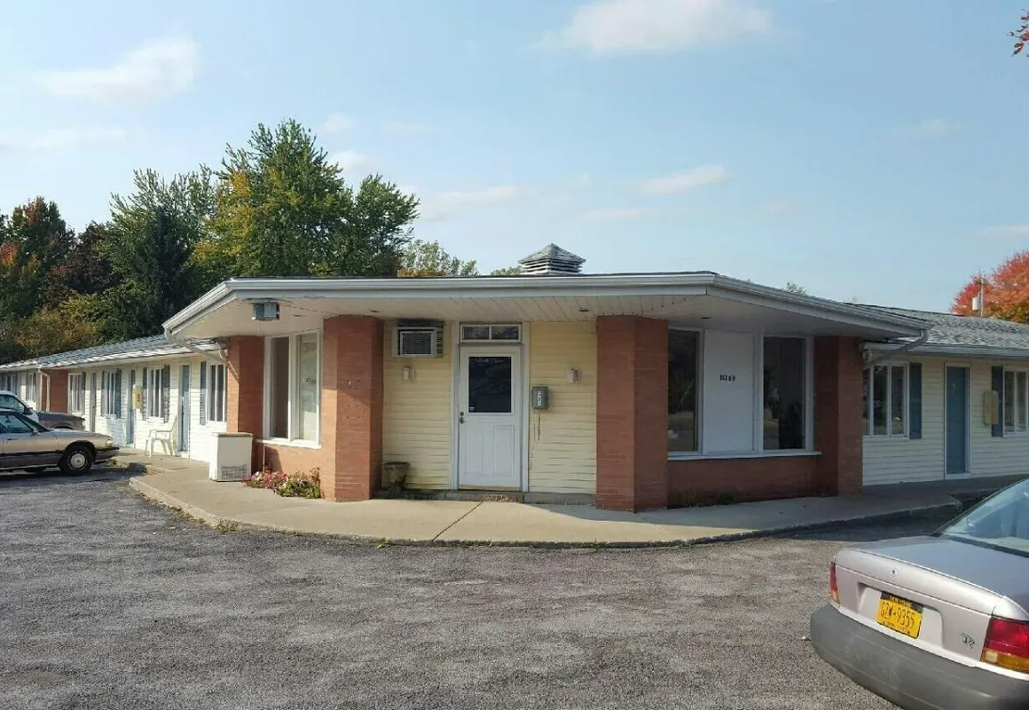 Medina Inn hotel hero